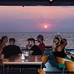 Sunrise Apt